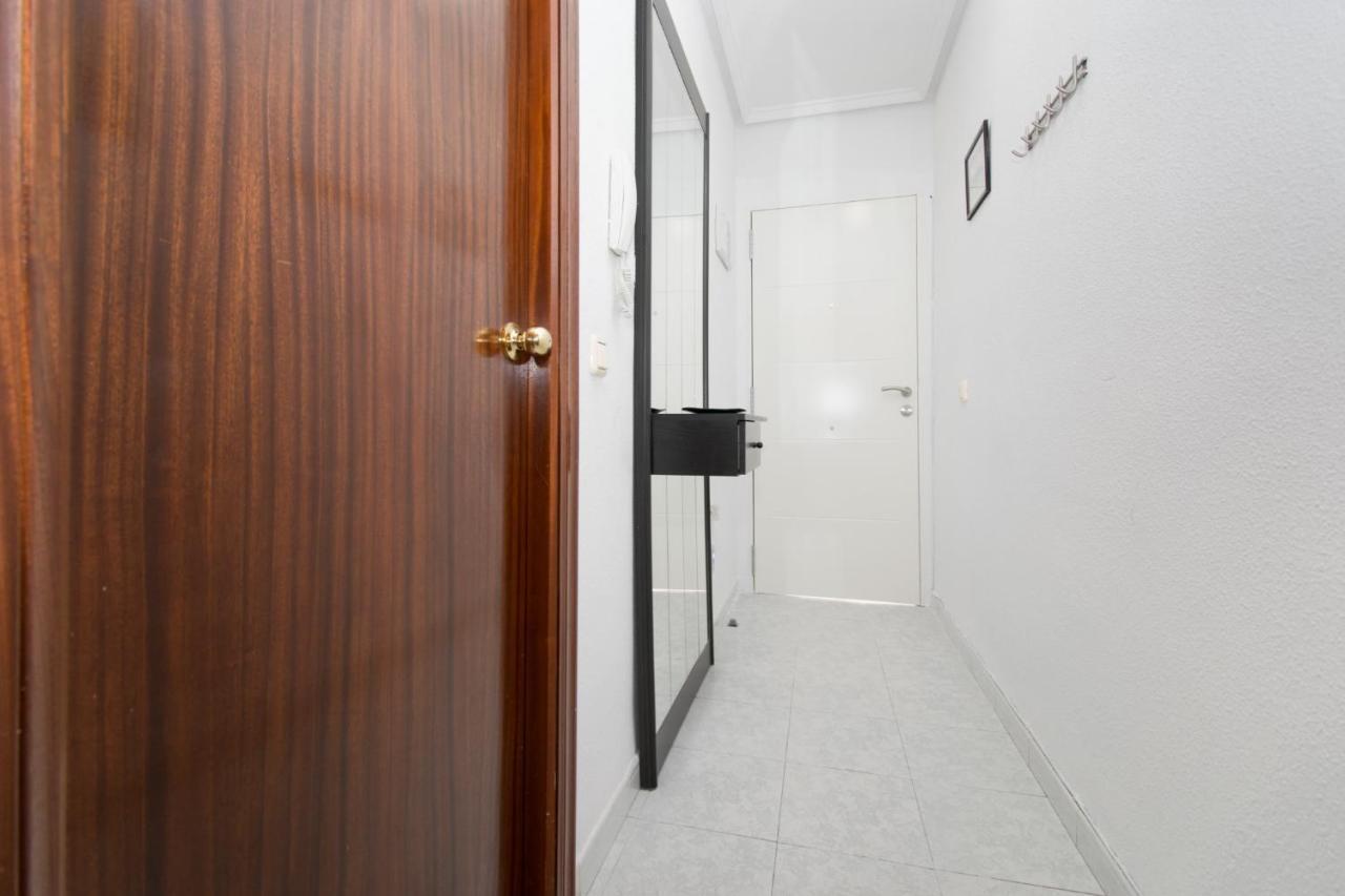 016 Happiness Apartment - Alicante Holiday Torrevieja Exteriör bild