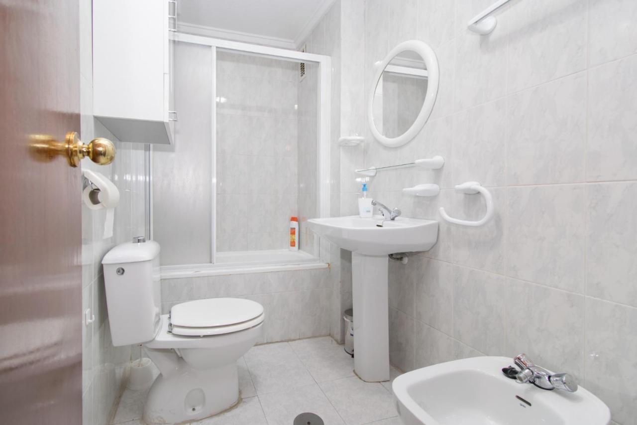 016 Happiness Apartment - Alicante Holiday Torrevieja Exteriör bild
