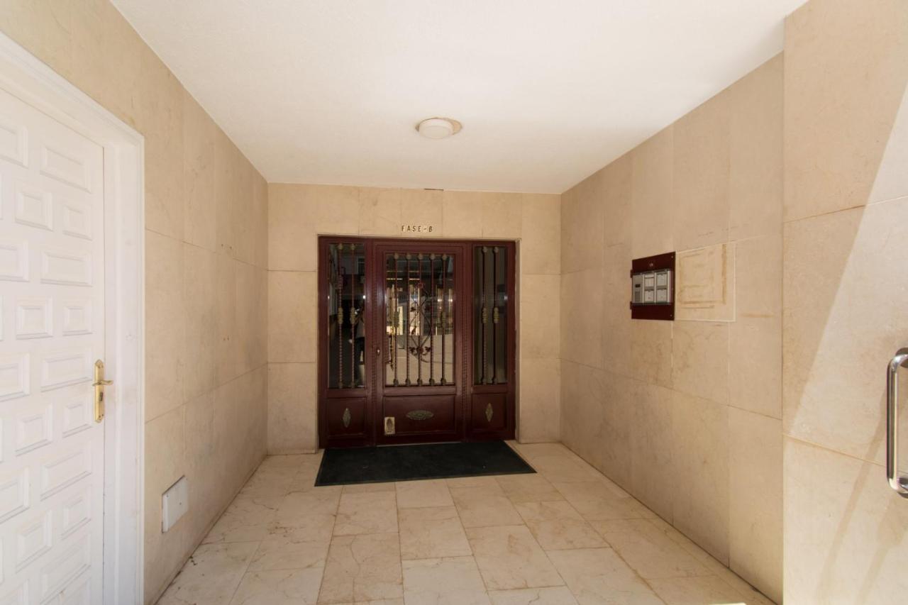 016 Happiness Apartment - Alicante Holiday Torrevieja Exteriör bild