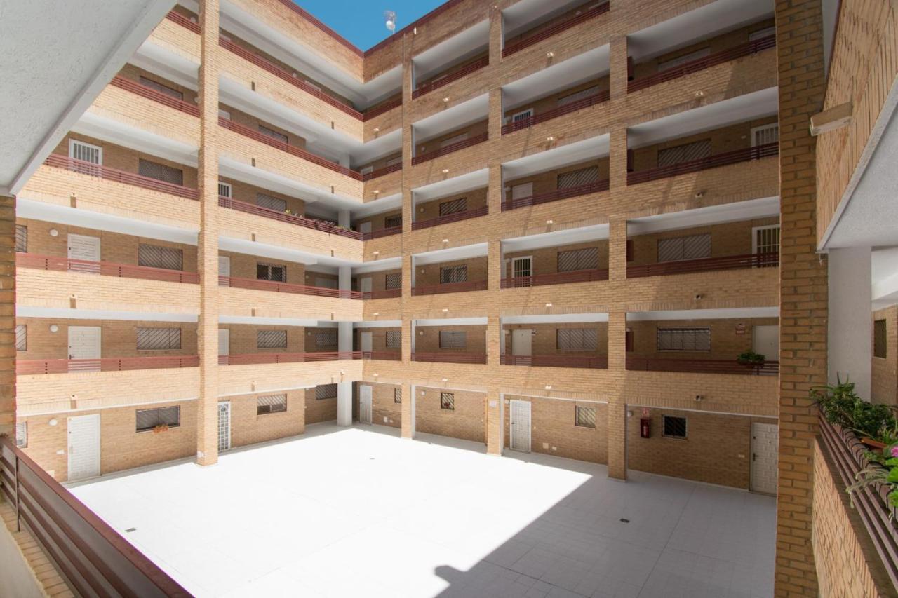 016 Happiness Apartment - Alicante Holiday Torrevieja Exteriör bild